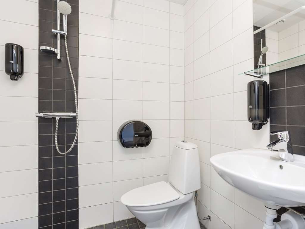 Hotel Vindeus Сёдертелье Номер фото